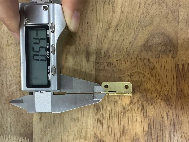 Bản lề trang trí 18x25mm vàng bóng (Cái) 3 D9981e01f83b4a6a92e7985db7c84229 F9bb410614a14d84ba07172999a174fc Master